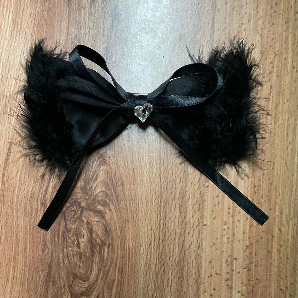 Oversized White Feather Bow French Barrette Hair Clip